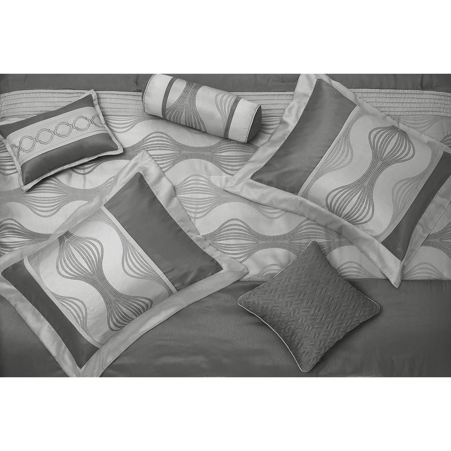 Nanshing Daniella 7-Piece Modern Geometric Comforter Set